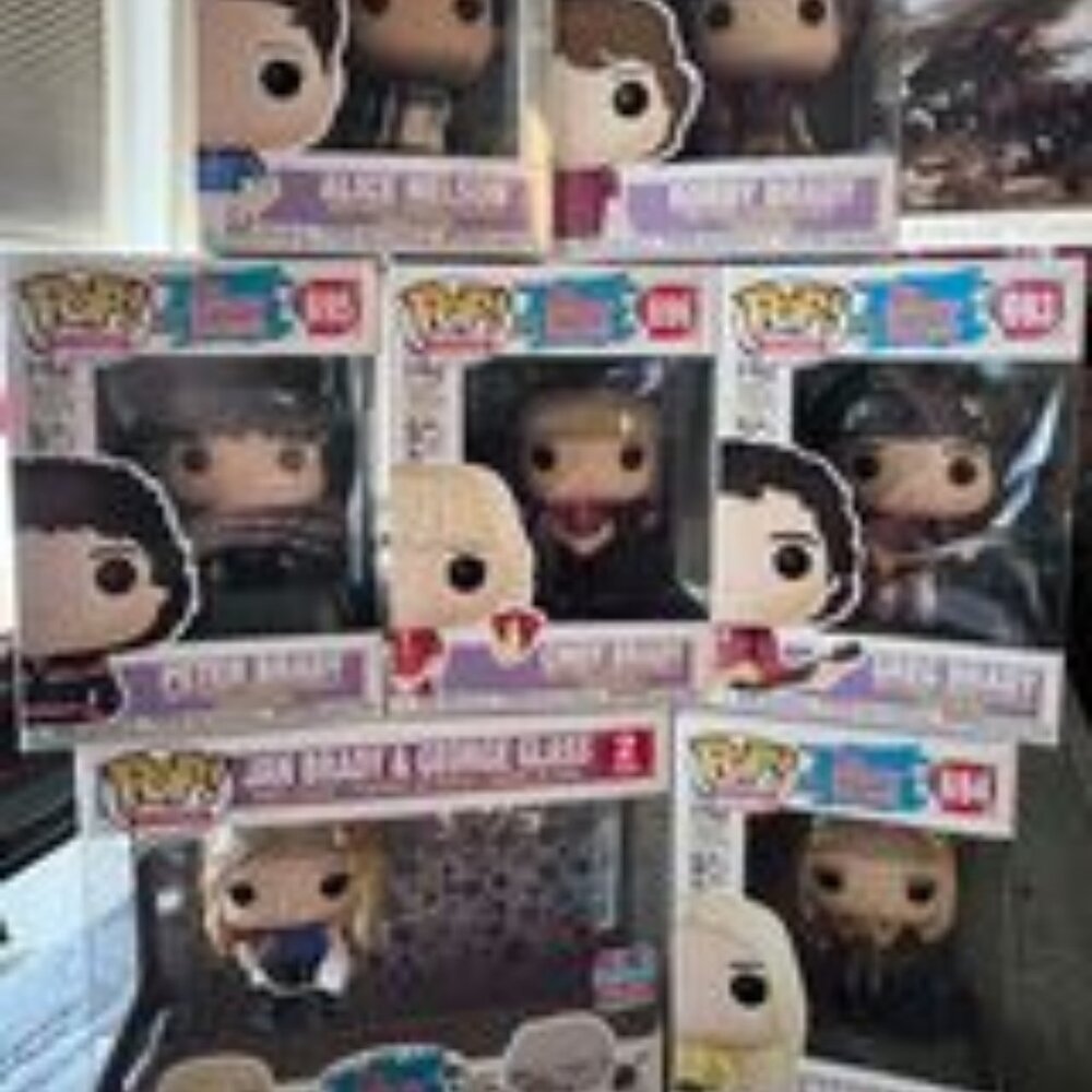 Funko Pop "The Brady Bunch" 7 characters.